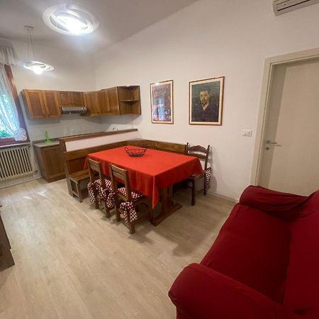 Villa Rita - Agenzia Cocal Каорле Екстер'єр фото